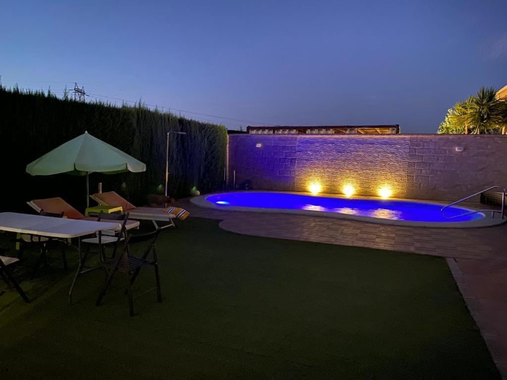 לינארס Casa Aries - Villa Con Piscina Privada מראה חיצוני תמונה
