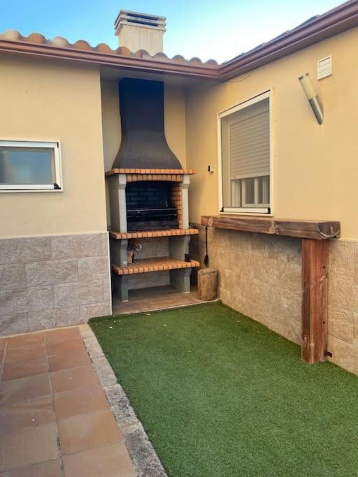 לינארס Casa Aries - Villa Con Piscina Privada מראה חיצוני תמונה